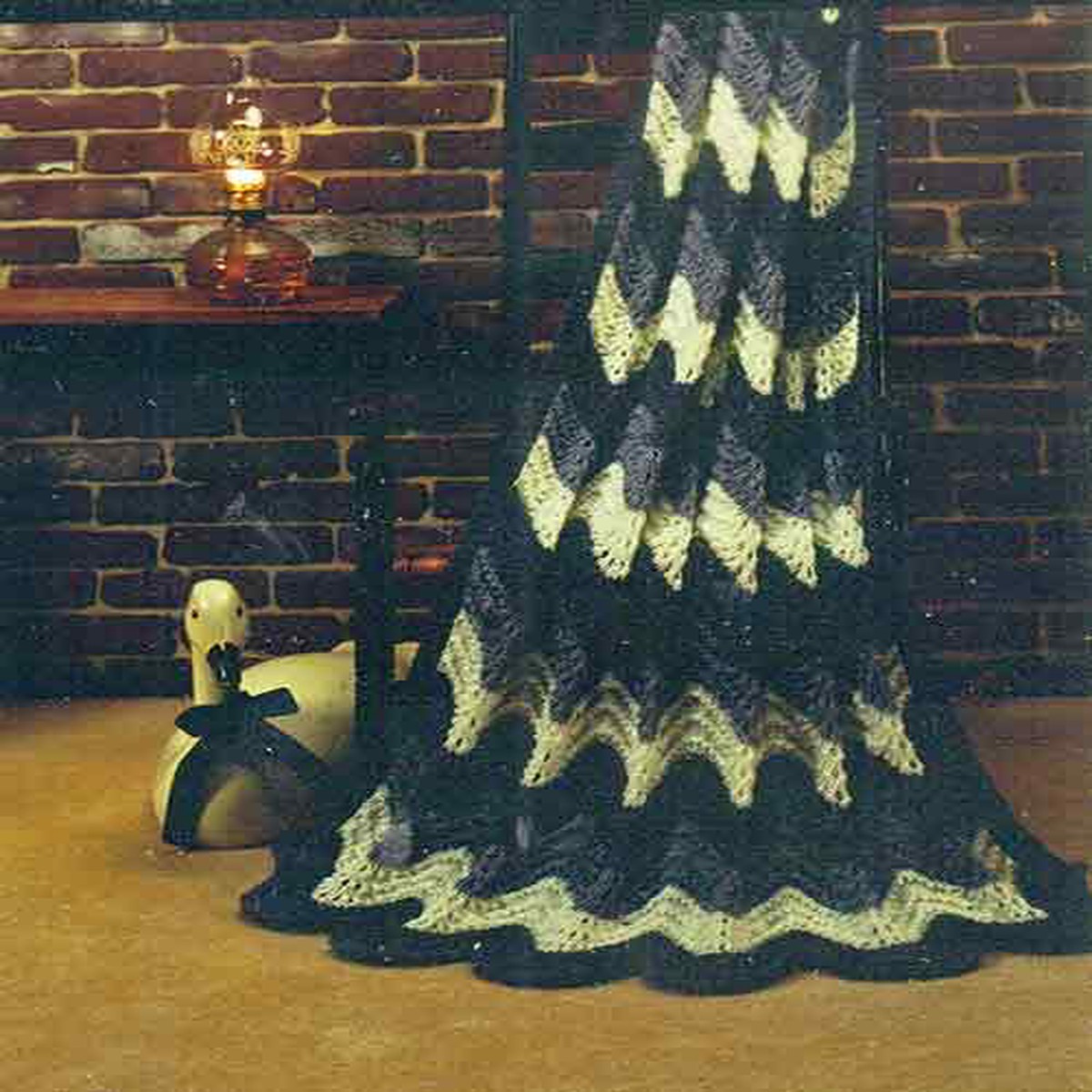 Feather & Fan Afghan Pattern